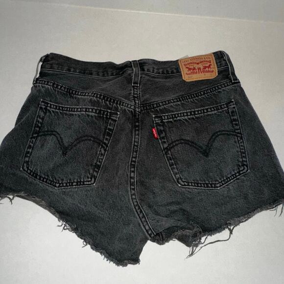 501 washed black 501 shorts sz 28 - Picture 3 of 4